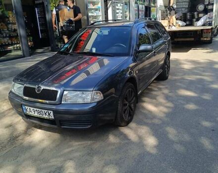 Сірий Шкода Октавія, об'ємом двигуна 1.6 л та пробігом 299 тис. км за 5700 $, фото 1 на Automoto.ua