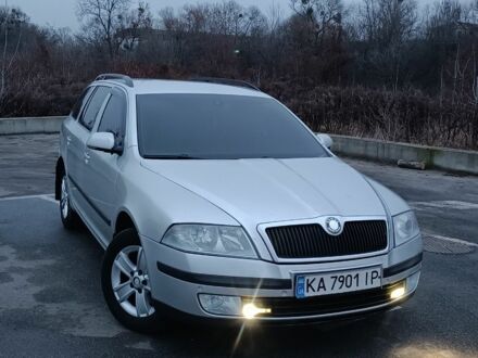 Сірий Шкода Октавія, об'ємом двигуна 0 л та пробігом 300 тис. км за 4800 $, фото 1 на Automoto.ua