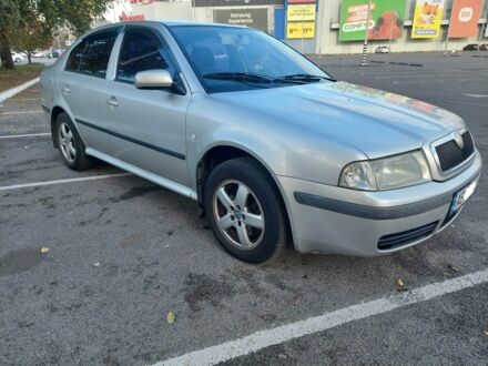 Сірий Шкода Октавія, об'ємом двигуна 0 л та пробігом 1 тис. км за 4500 $, фото 1 на Automoto.ua