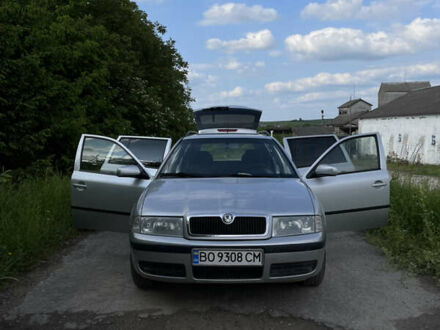 Шкода Октавия 2005 в Бучаче на Automoto.ua Серый Шкода Октавия, объемом двигателя 1.6 л и пробегом 218 тыс. км за 5800 $, фото 1 на Automoto.ua