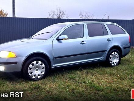 Серый Шкода Октавия, объемом двигателя 2 л и пробегом 215 тыс. км за 6500 $, фото 1 на Automoto.ua