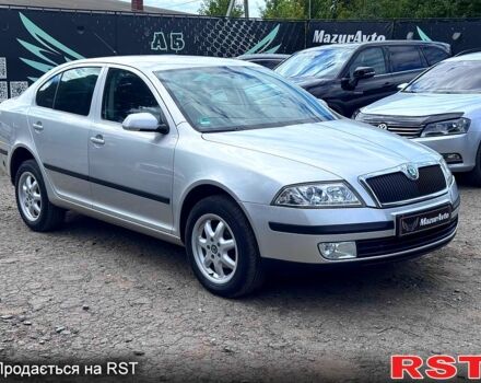 Сірий Шкода Октавія, об'ємом двигуна 1.6 л та пробігом 235 тис. км за 5600 $, фото 1 на Automoto.ua
