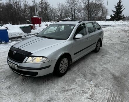 Серый Шкода Октавия, объемом двигателя 1.6 л и пробегом 255 тыс. км за 2999 $, фото 1 на Automoto.ua