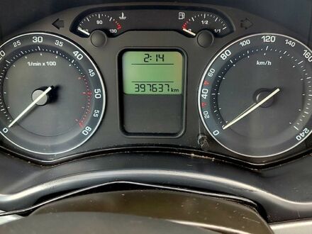 Шкода Октавія 2005 у Ужгороді на Automoto.ua Сірий Шкода Октавія, об'ємом двигуна 1.9 л та пробігом 397 тис. км за 4800 $, фото 1 на Automoto.ua