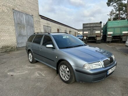 Серый Шкода Октавия, объемом двигателя 1.6 л и пробегом 201 тыс. км за 6000 $, фото 1 на Automoto.ua