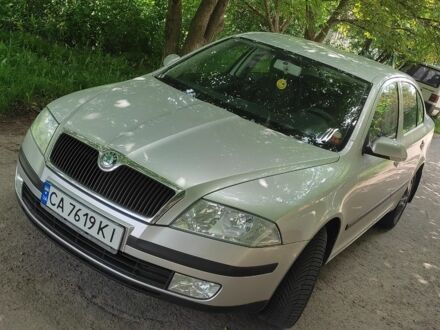 Шкода Октавия 2005 в Умани на Automoto.ua Серый Шкода Октавия, объемом двигателя 1.6 л и пробегом 153 тыс. км за 5700 $, фото 1 на Automoto.ua