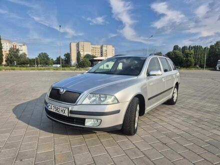Шкода Октавия 2005 в Черкассах на Automoto.ua Серый Шкода Октавия, объемом двигателя 1.6 л и пробегом 307 тыс. км за 5300 $, фото 1 на Automoto.ua