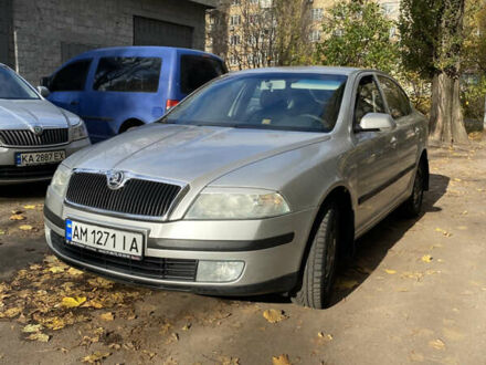 Серый Шкода Октавия, объемом двигателя 2 л и пробегом 220 тыс. км за 6200 $, фото 1 на Automoto.ua