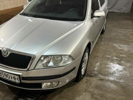 Сірий Шкода Октавія, об'ємом двигуна 0 л та пробігом 290 тис. км за 6000 $, фото 1 на Automoto.ua
