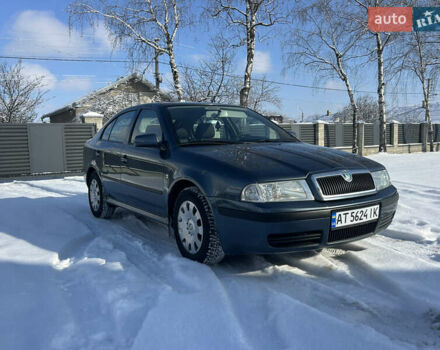 Серый Шкода Октавия, объемом двигателя 1.6 л и пробегом 222 тыс. км за 5450 $, фото 1 на Automoto.ua