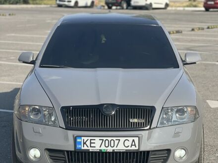 Сірий Шкода Октавія, об'ємом двигуна 2 л та пробігом 240 тис. км за 8000 $, фото 1 на Automoto.ua