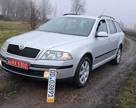 Серый Шкода Октавия, объемом двигателя 1.6 л и пробегом 220 тыс. км за 5550 $, фото 1 на Automoto.ua