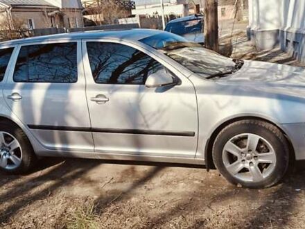 Серый Шкода Октавия, объемом двигателя 1.6 л и пробегом 280 тыс. км за 4500 $, фото 1 на Automoto.ua