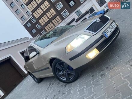 Серый Шкода Октавия, объемом двигателя 1.6 л и пробегом 270 тыс. км за 5700 $, фото 1 на Automoto.ua
