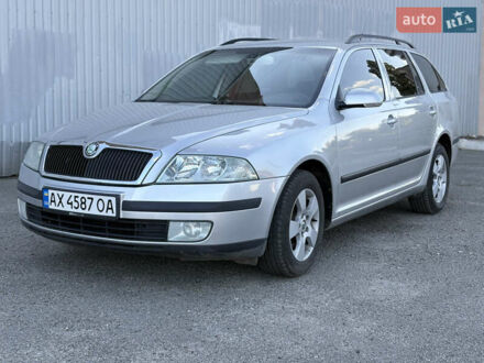 Сірий Шкода Октавія, об'ємом двигуна 2 л та пробігом 256 тис. км за 6500 $, фото 1 на Automoto.ua