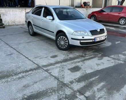 Серый Шкода Октавия, объемом двигателя 1.6 л и пробегом 200 тыс. км за 3999 $, фото 1 на Automoto.ua