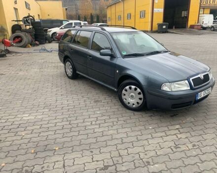 Серый Шкода Октавия, объемом двигателя 1.9 л и пробегом 300 тыс. км за 1900 $, фото 1 на Automoto.ua