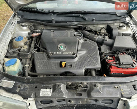 Сірий Шкода Октавія, об'ємом двигуна 1.6 л та пробігом 575 тис. км за 3700 $, фото 1 на Automoto.ua