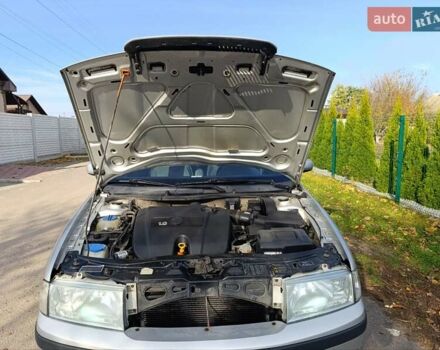 Сірий Шкода Октавія, об'ємом двигуна 1.6 л та пробігом 295 тис. км за 5300 $, фото 1 на Automoto.ua