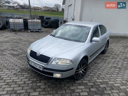 Шкода Октавія 2005 у Чернівцях на Automoto.ua Сірий Шкода Октавія, об'ємом двигуна 1.6 л та пробігом 260 тис. км за 4550 $, фото 1 на Automoto.ua