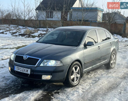 Серый Шкода Октавия, объемом двигателя 1.97 л и пробегом 300 тыс. км за 5450 $, фото 1 на Automoto.ua