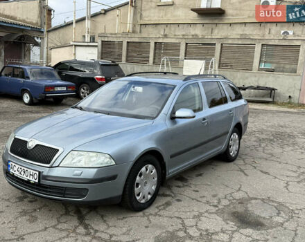 Серый Шкода Октавия, объемом двигателя 1.6 л и пробегом 315 тыс. км за 4300 $, фото 1 на Automoto.ua