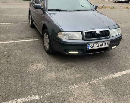 Сірий Шкода Октавія, об'ємом двигуна 1.6 л та пробігом 261 тис. км за 5300 $, фото 1 на Automoto.ua