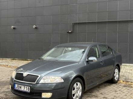 Серый Шкода Октавия, объемом двигателя 1.9 л и пробегом 300 тыс. км за 3200 $, фото 1 на Automoto.ua