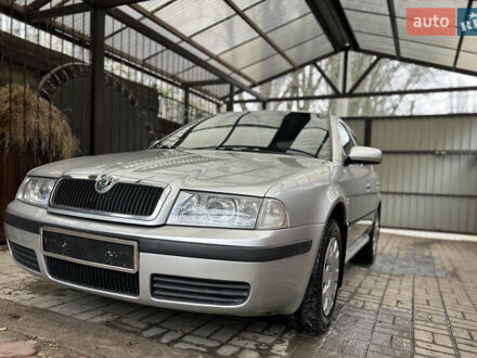 Сірий Шкода Октавія, об'ємом двигуна 1.6 л та пробігом 180 тис. км за 6000 $, фото 1 на Automoto.ua