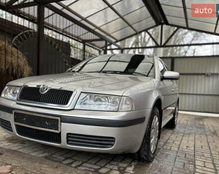 Серый Шкода Октавия, объемом двигателя 1.6 л и пробегом 180 тыс. км за 6000 $, фото 1 на Automoto.ua