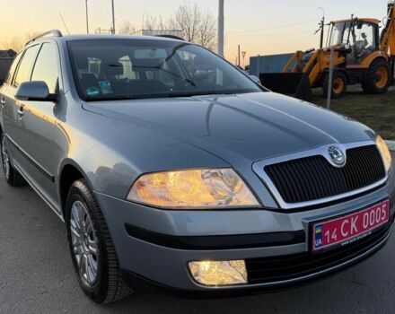 Серый Шкода Октавия, объемом двигателя 1.6 л и пробегом 199 тыс. км за 6888 $, фото 1 на Automoto.ua