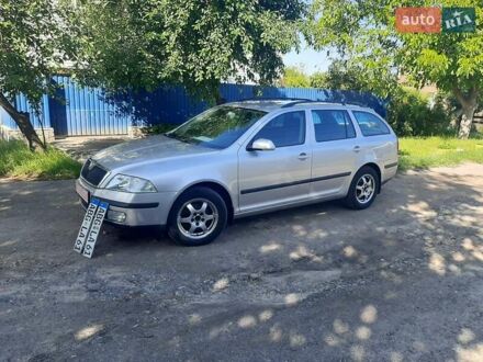 Серый Шкода Октавия, объемом двигателя 1.6 л и пробегом 220 тыс. км за 6400 $, фото 1 на Automoto.ua