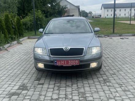 Шкода Октавия 2006 в Яворове на Automoto.ua Серый Шкода Октавия, объемом двигателя 1.6 л и пробегом 228 тыс. км за 6300 $, фото 1 на Automoto.ua