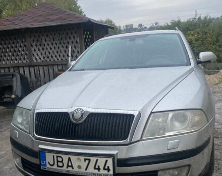 Серый Шкода Октавия, объемом двигателя 2.01 л и пробегом 366 тыс. км за 2600 $, фото 1 на Automoto.ua