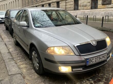 Серый Шкода Октавия, объемом двигателя 1.6 л и пробегом 252 тыс. км за 4800 $, фото 1 на Automoto.ua