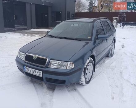 Серый Шкода Октавия, объемом двигателя 1.6 л и пробегом 250 тыс. км за 5500 $, фото 1 на Automoto.ua