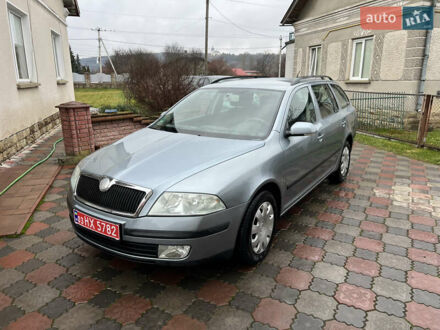 Серый Шкода Октавия, объемом двигателя 1.6 л и пробегом 217 тыс. км за 5700 $, фото 1 на Automoto.ua