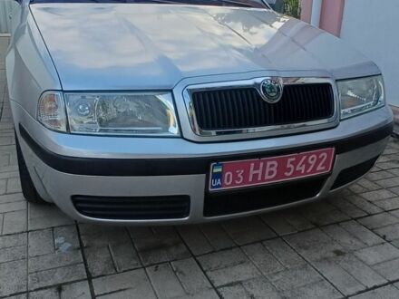 Серый Шкода Октавия, объемом двигателя 1.6 л и пробегом 200 тыс. км за 5450 $, фото 1 на Automoto.ua