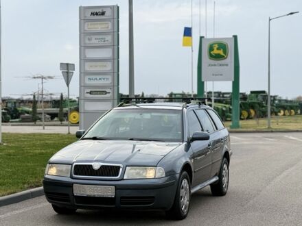Серый Шкода Октавия, объемом двигателя 1.8 л и пробегом 215 тыс. км за 4850 $, фото 1 на Automoto.ua