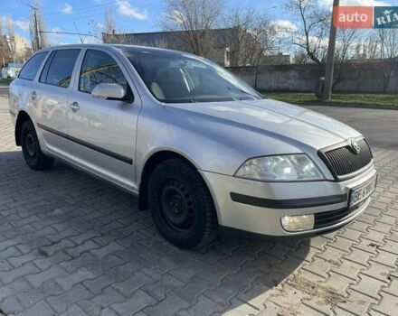 Серый Шкода Октавия, объемом двигателя 1.9 л и пробегом 280 тыс. км за 5500 $, фото 1 на Automoto.ua