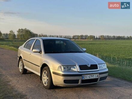Шкода Октавія 2006 у Куликовке на Automoto.ua Сірий Шкода Октавія, об'ємом двигуна 1.6 л та пробігом 264 тис. км за 4500 $, фото 1 на Automoto.ua