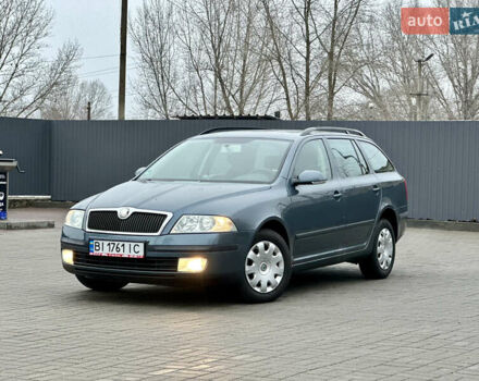 Серый Шкода Октавия, объемом двигателя 1.6 л и пробегом 260 тыс. км за 6111 $, фото 1 на Automoto.ua