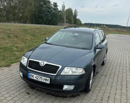 Серый Шкода Октавия, объемом двигателя 1.6 л и пробегом 220 тыс. км за 6500 $, фото 1 на Automoto.ua