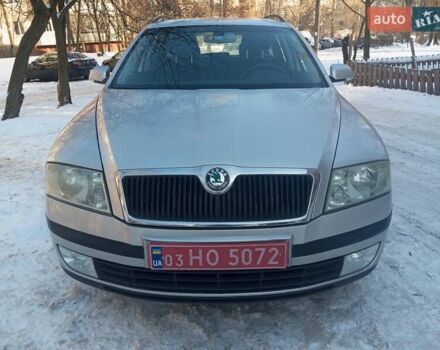 Сірий Шкода Октавія, об'ємом двигуна 1.6 л та пробігом 176 тис. км за 5950 $, фото 1 на Automoto.ua