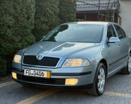 Серый Шкода Октавия, объемом двигателя 1.6 л и пробегом 130 тыс. км за 6750 $, фото 1 на Automoto.ua