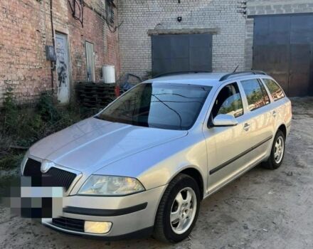 Серый Шкода Октавия, объемом двигателя 2 л и пробегом 300 тыс. км за 2250 $, фото 1 на Automoto.ua