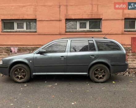 Серый Шкода Октавия, объемом двигателя 1.8 л и пробегом 340 тыс. км за 6500 $, фото 1 на Automoto.ua