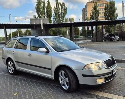 Сірий Шкода Октавія, об'ємом двигуна 2 л та пробігом 267 тис. км за 6000 $, фото 1 на Automoto.ua