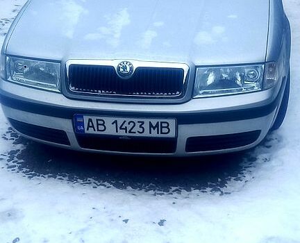 Сірий Шкода Октавія, об'ємом двигуна 1.6 л та пробігом 280 тис. км за 5500 $, фото 1 на Automoto.ua