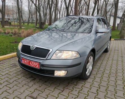 Серый Шкода Октавия, объемом двигателя 1.6 л и пробегом 224 тыс. км за 6300 $, фото 1 на Automoto.ua